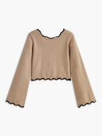 Contrast Wave Trim Bow Sweater