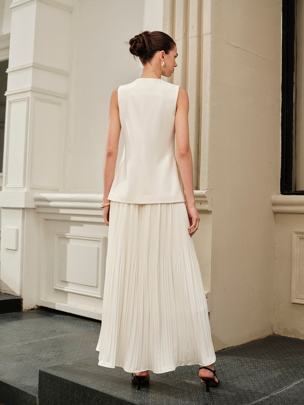 Decor Pockets Tailored Vest