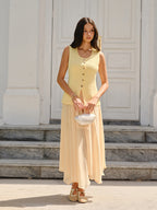 Sleeveless Square-Neck Buttoned Top With Split Hem