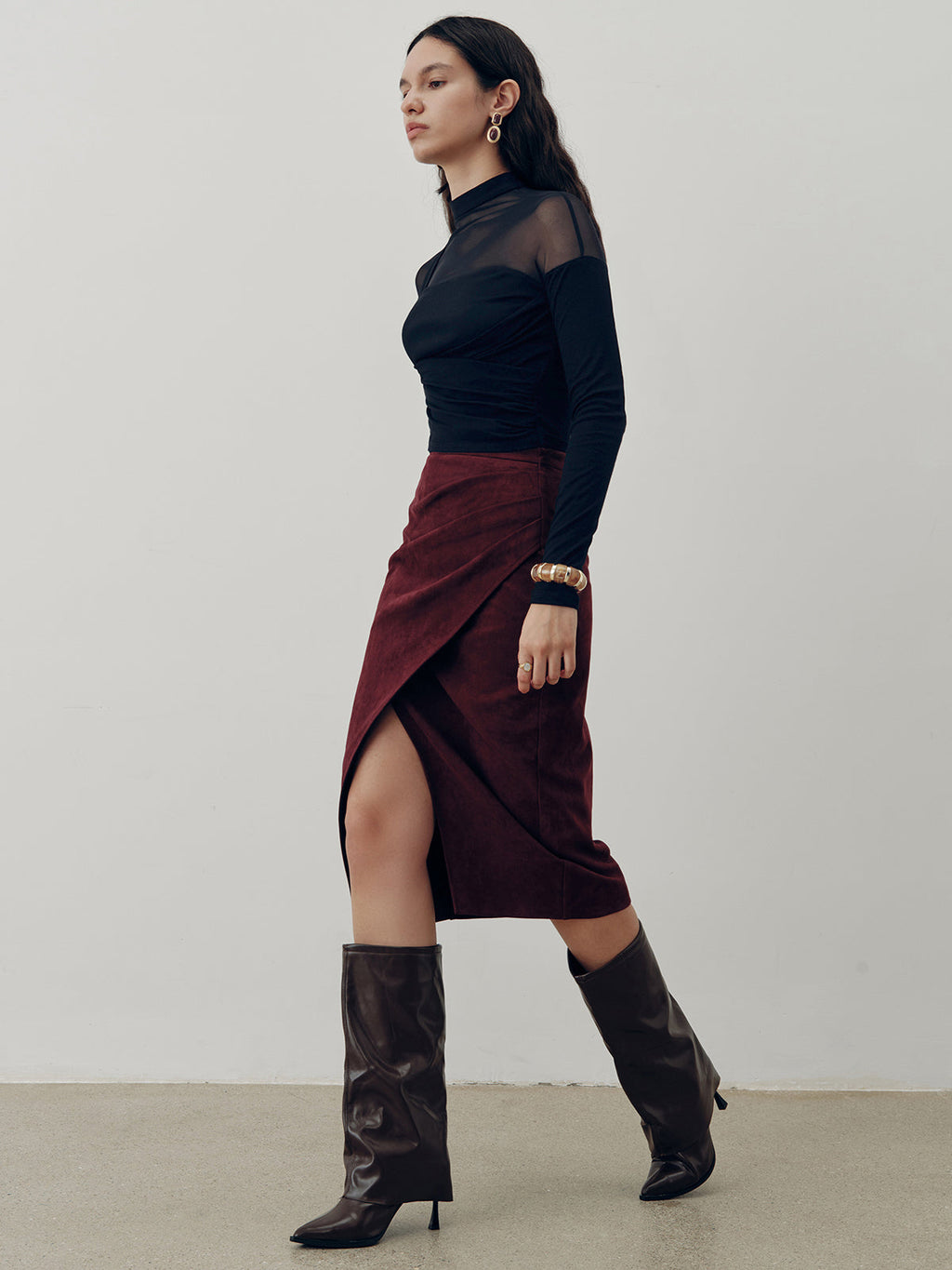 Suede Effect Pleated Slit Midi Skirt