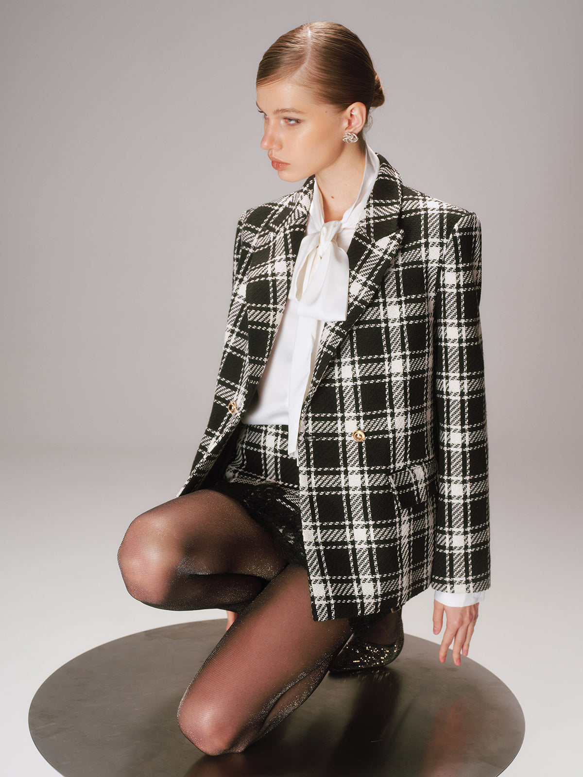 Metal Button Plaid Tweed Blazer