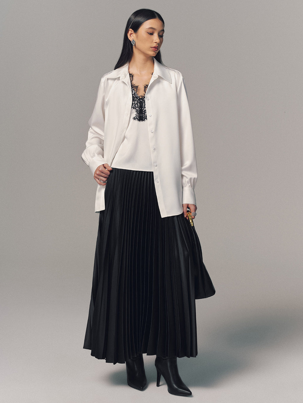 2 in 1 Contrast Lace Satin Shirt
