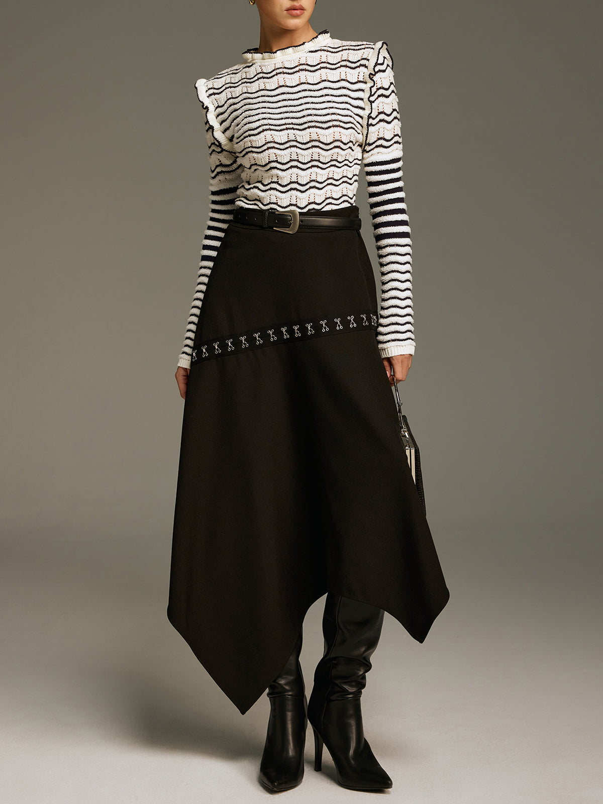 Metal Clasp Detail Asymmetric Hem Skirt