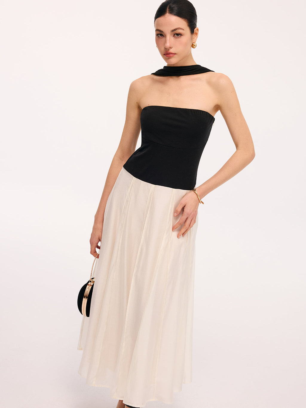 Paneled Design Color-Block Halter Backless Maxi Dress