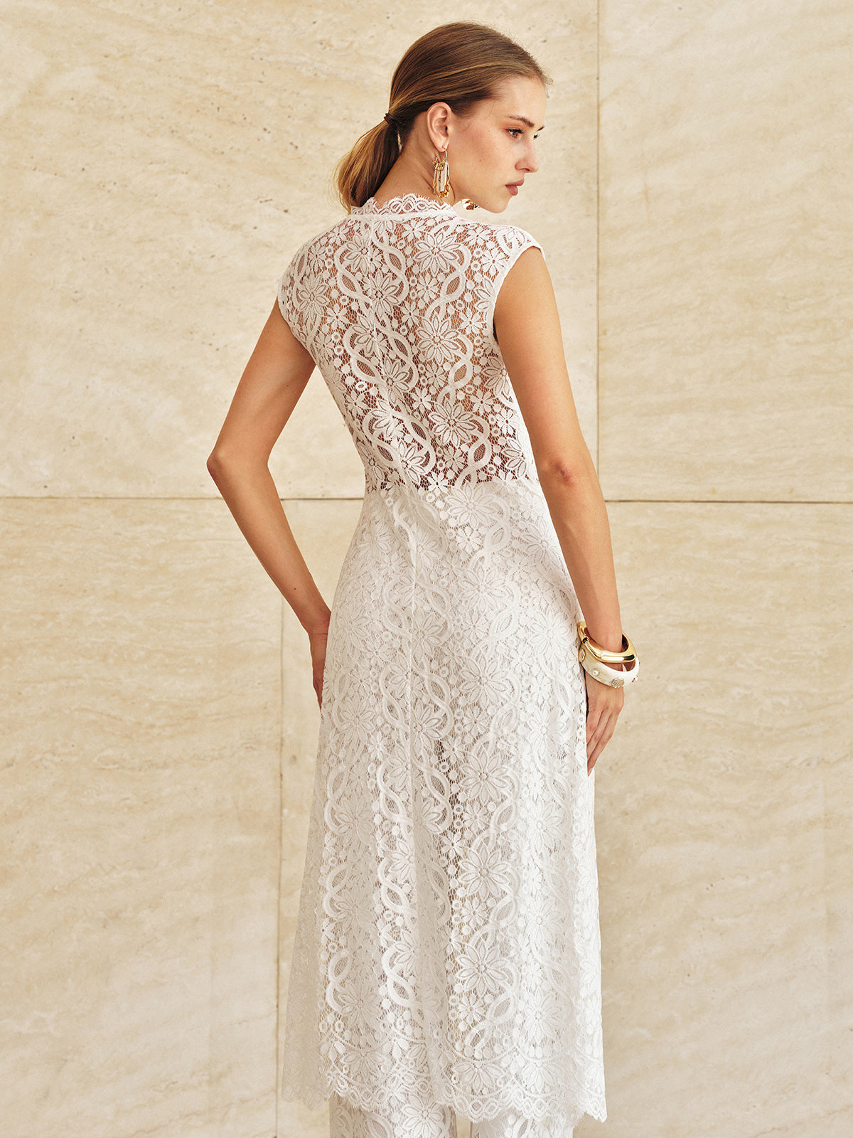 Sleeveless Lace Longline Top