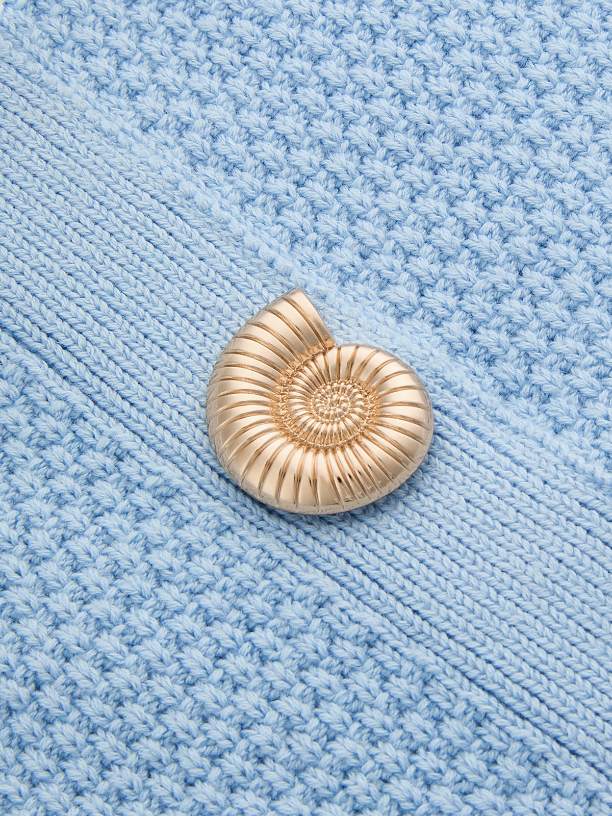 Spiral Button Textured Knit Sleeveless Vest