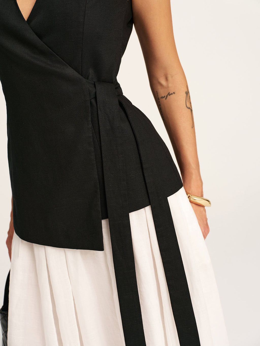 Linen Blend V-Neck Wrap Tie Vest