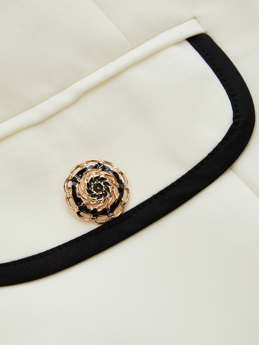 Square Neck Belted Contrast Trim Vest