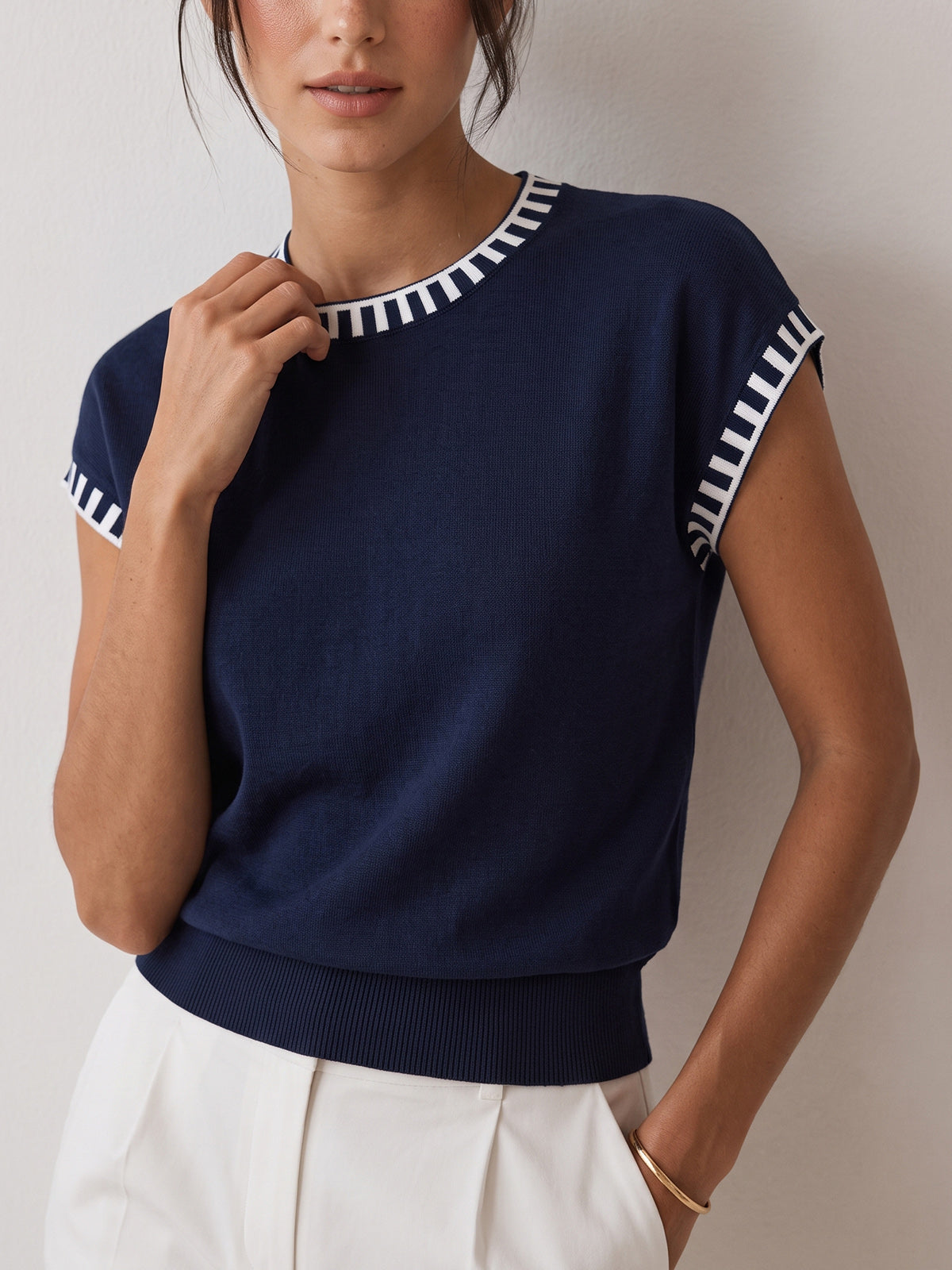 Contrast Trim Cap Sleeve Knit Top
